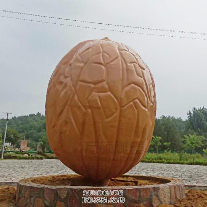 古铜色核桃雕塑 大型城市雕塑 商业街摆件