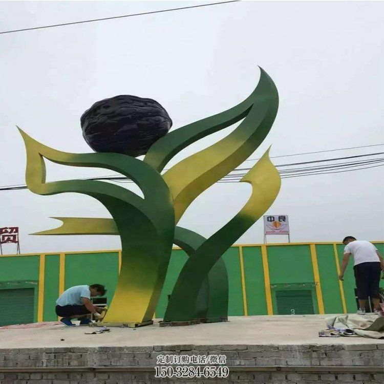 售楼处核桃雕塑 商业街仿真雕塑 水果摆件